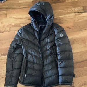Michael Kors packable down fill coat. Size Large